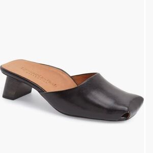 L’AmourDesPieds Winoc Black leather mules pumps 7M